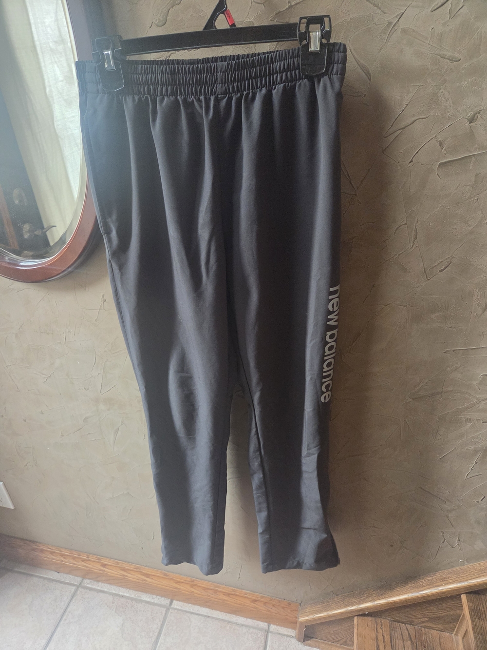 New Balance Black Men's Elastic Waist Athletic Pants